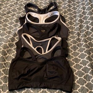 5 old navy and gap sports bras